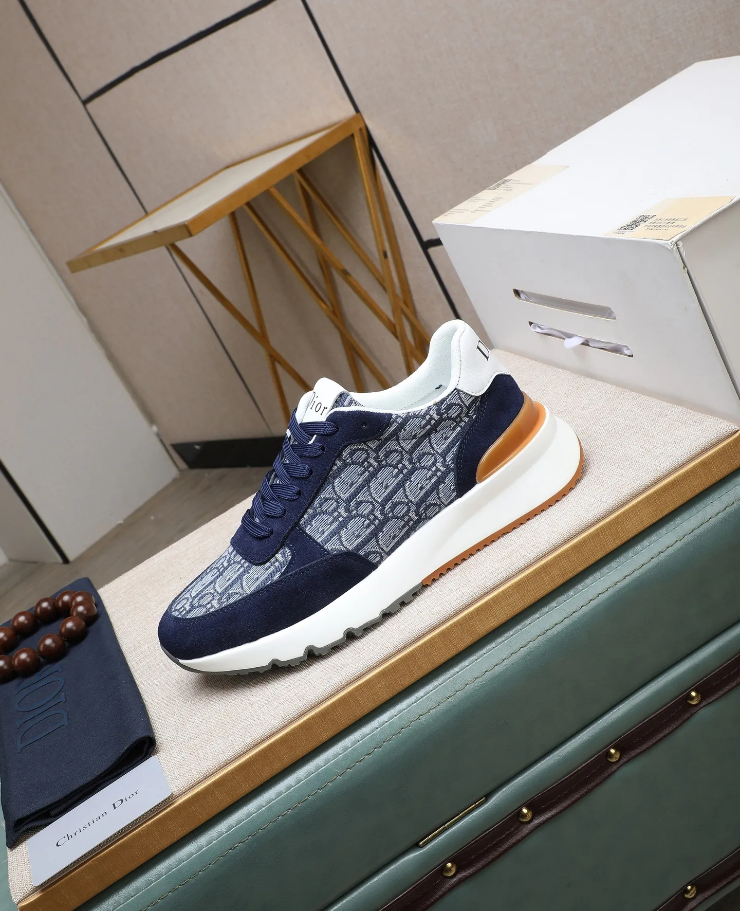 Men's men's shoes💰460 🌹🌹[Dior] latest model🙈original replica! 👟👟👟You can go to the top-notch workmanship. The upper is made of Italian 🇮🇹imported cowhide. The mesh lining is suitable for travel. The original replica outsole makes it suitable for all kinds of travel, showing low-key luxury. Let quality speak for itself. Color: Size: 38-44